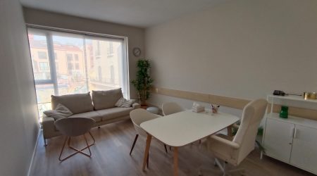 filter: 0; jpegRotation: 0; fileterIntensity: 0.000000; filterMask: 0; module:1facing:0; 
hw-remosaic: 0; 
touch: (-1.0, -1.0); 
modeInfo: ; 
sceneMode: Hdr; 
cct_value: 4975; 
AI_Scene: (-1, -1); 
aec_lux: 91.0; 
hist255: 0.0; 
hist252~255: 0.0; 
hist0~15: 0.0;